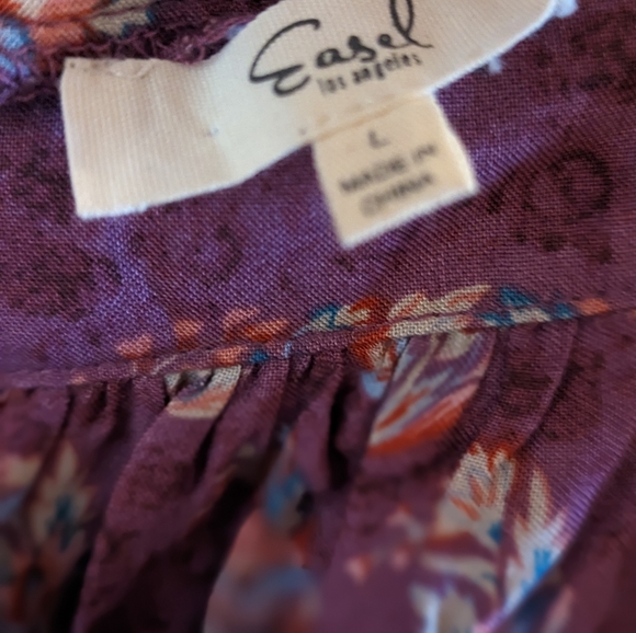 Flowy Easel Top - Picture 2 of 2